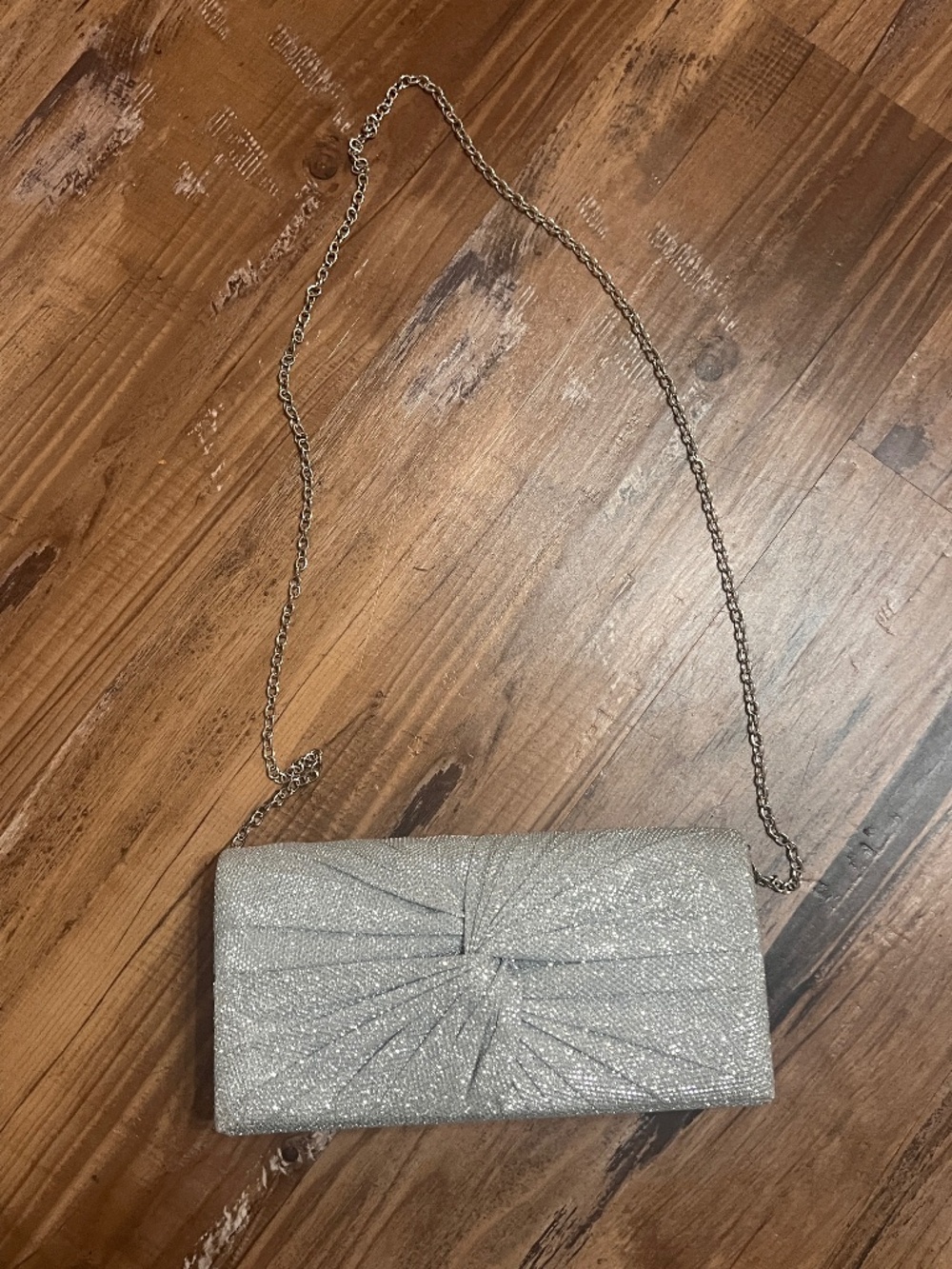VGUC Four Seasons Cocktail Handbag Clutch Silver